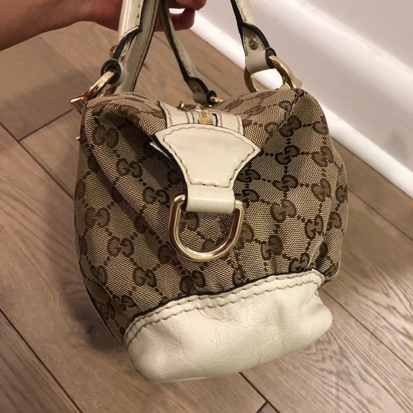 ❌SOLD❌Gucci Vintage Handbag - Picture 3 of 7